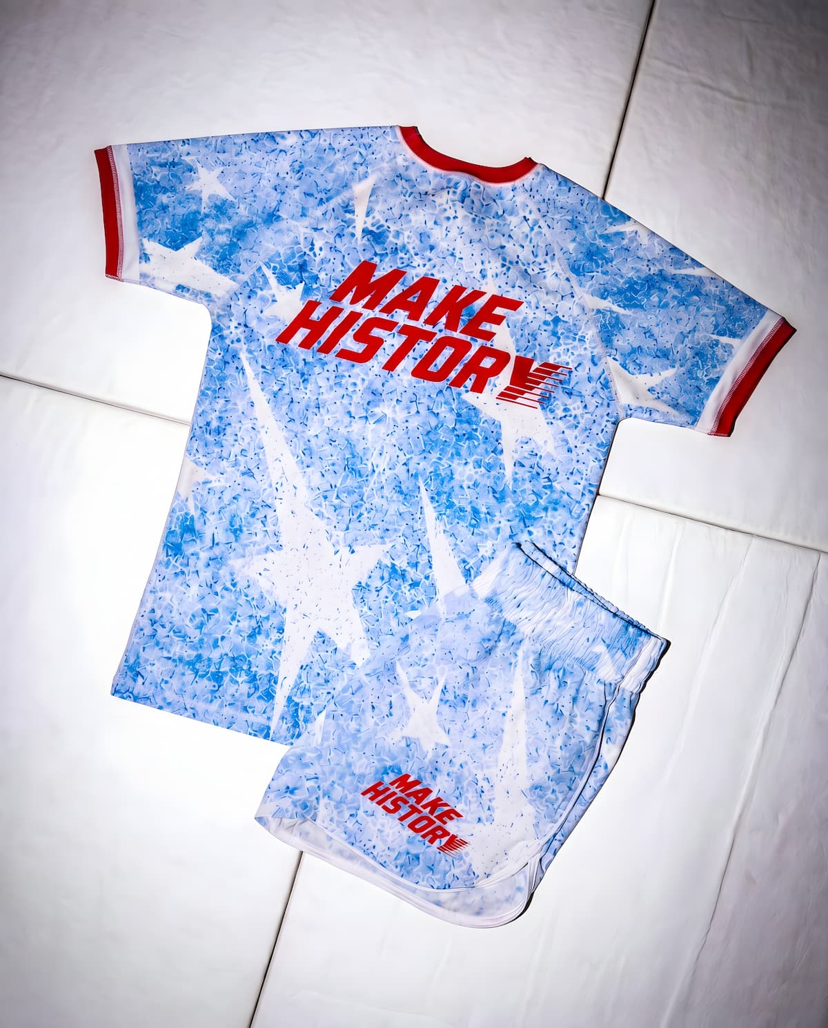 MAKE HISTORY: AMERICAN ORIGINAL TOP